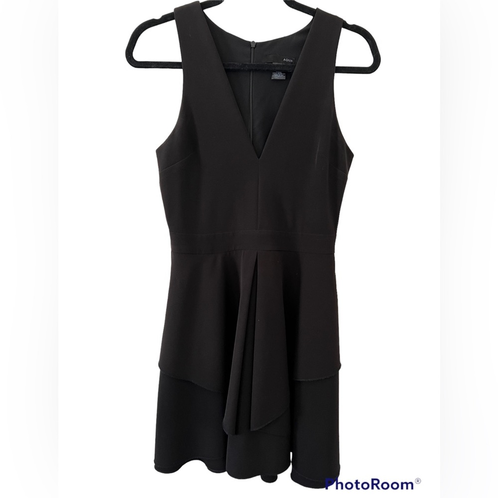 Aqua Bloomingdales black dress size medium